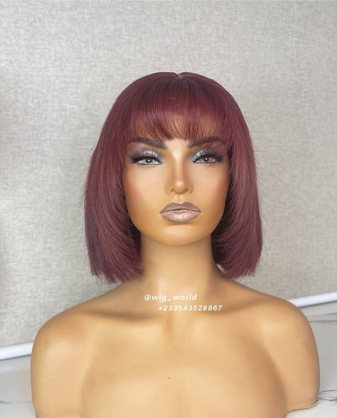 Burgundy bob with fringe wig