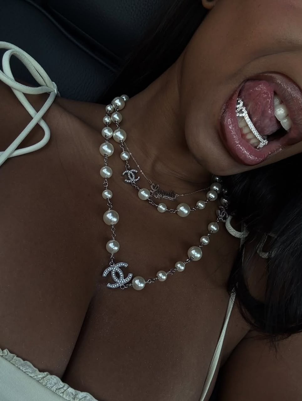 Layered pearl-style necklace