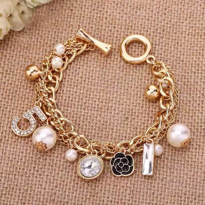 Charm bracelet